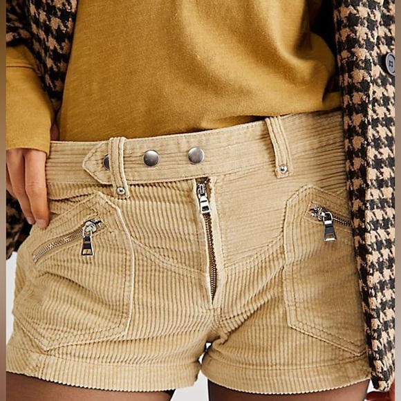 Free People Pants - NWTS FREE PEOPLE WELCOME TO THE PARTY SHORTS (28)